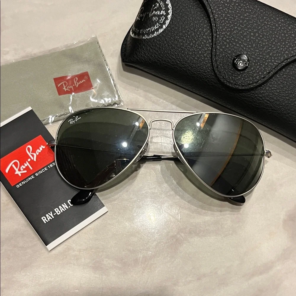 Ray-Ban Silver Aviator Sunglasses